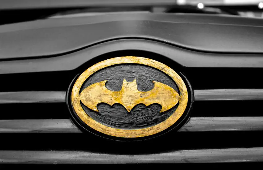 batman symbol logo
